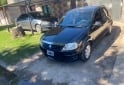 Autos - Renault Logan 2013 GNC 750000Km - En Venta