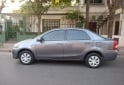 Autos - Toyota Etios Sedan 4 puertas 2016 Nafta 112000Km - En Venta