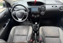 Autos - Toyota Etios 2017 Nafta 80000Km - En Venta