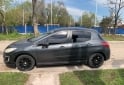 Autos - Peugeot 308 Active HDI 2014 Diesel 200000Km - En Venta
