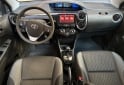 Autos - Toyota Etios xls pack automático 2023 Nafta 85000Km - En Venta