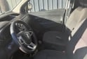 Utilitarios - Renault kangoo 2024 Nafta 30000Km - En Venta