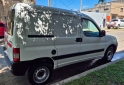 Utilitarios - Peugeot Partner hdi 1ra mano perm 2021 Diesel 122000Km - En Venta