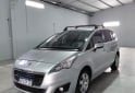Autos - Peugeot 5008 2017 Nafta 154000Km - En Venta
