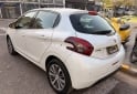 Autos - Peugeot 208 feline 2018 Nafta 120000Km - En Venta