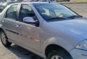 Autos - Fiat Siena 2011 GNC 220000Km - En Venta