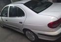 Autos - Renault Megane tricuerpo 2000 Nafta 138000Km - En Venta