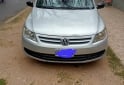 Autos - Volkswagen Voyage 2011 Nafta 170000Km - En Venta