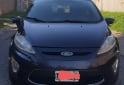 Autos - Ford Fiesta kinetic titanium 2012 Nafta 145000Km - En Venta