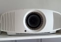 Electrónica - Proyector Sony VPL-VW360ES 4K HDR - Estado Impecable - En Venta