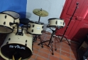 Instrumentos Musicales - VENDO BATERÍA STAR COMPLETA - En Venta