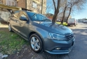 Autos - Volkswagen Vento 2015 Nafta 122000Km - En Venta