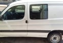 Utilitarios - Peugeot Partner 2017 Nafta 180000Km - En Venta