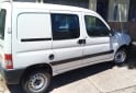 Utilitarios - Peugeot Partner 2017 Nafta 180000Km - En Venta