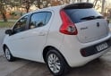 Autos - Fiat Nuovo palio atractive top 2017 Nafta 124000Km - En Venta