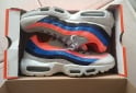 Indumentaria - Excelente Par de Zapas Nike Air Max 95 Originales Talle USA 10.5 Como Nuevas - En Venta