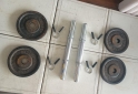 Deportes - Excelente Par de Mancuernas Macizas con Topes y 10 Kg de Discos de Fundición - En Venta