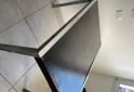 Hogar - Vendo mesa rectangular con estructura y patas de hierro - En Venta