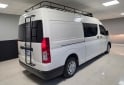 Utilitarios - Toyota HIACE 2022 Diesel 80000Km - En Venta