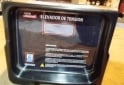 Hogar - vendo elevador de tension automatico 16KVA - En Venta