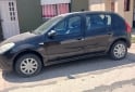 Autos - Renault Sandero 2010 GNC 300000Km - En Venta