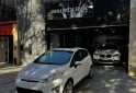 Autos - Ford Fiesta kinetic Titanium 2013 Nafta 114000Km - En Venta