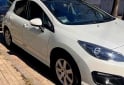 Autos - Peugeot ALLURE 1.6 navegador 2016 Nafta 93000Km - En Venta