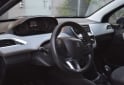 Autos - Peugeot 208 2015 Nafta 208000Km - En Venta