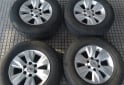 Accesorios para Autos - Llantas 17 Toyota Hilux Original Muy buenas. $1.600.000 las 4. NO BAJO PRECIO - En Venta