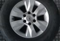 Accesorios para Autos - Llantas 17 Toyota Hilux Original Muy buenas. $1.600.000 las 4. NO BAJO PRECIO - En Venta