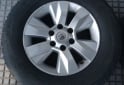 Accesorios para Autos - Llantas 17 Toyota Hilux Original Muy buenas. $1.600.000 las 4. NO BAJO PRECIO - En Venta