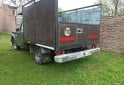 Camionetas - Ford Chata de trabajo 2016 GNC 111Km - En Venta