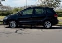Autos - Volkswagen Suran 2017 Nafta 131000Km - En Venta