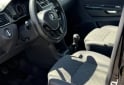 Autos - Volkswagen Suran 2017 Nafta 131000Km - En Venta