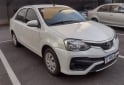 Autos - Toyota Etios XS 1.5 6M/T Sedán 2017 Nafta 91500Km - En Venta