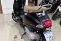 Motos - Vespa VXL 150 2024 Nafta 7800Km - En Venta