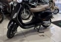 Motos - Vespa VXL 150 2024 Nafta 7800Km - En Venta