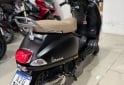 Motos - Vespa VXL 150 2024 Nafta 7800Km - En Venta