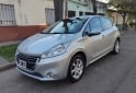 Autos - Peugeot 208 Allure Touch Screen 2014 Nafta 165000Km - En Venta