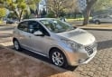 Autos - Peugeot 208 Allure Touch Screen 2014 Nafta 165000Km - En Venta