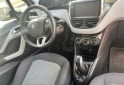 Autos - Peugeot 208 Allure Touch Screen 2014 Nafta 165000Km - En Venta