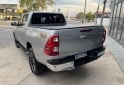 Camionetas - Toyota Hilux SRX 2023 Diesel 80000Km - En Venta