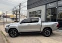 Camionetas - Toyota Hilux SRX 2023 Diesel 80000Km - En Venta