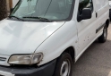 Utilitarios - Peugeot Partner Furgon 1,9 2006 Diesel 360000Km - En Venta