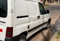 Utilitarios - Peugeot Partner Furgon 1,9 2006 Diesel 360000Km - En Venta