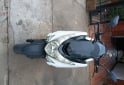 Motos - Zanella Scooter 2023 Nafta 120000Km - En Venta