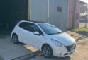 Autos - Peugeot 208 feline pack cuir 2013 Nafta 137000Km - En Venta