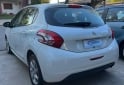 Autos - Peugeot 208 allure touchscreen 2016 Nafta 125000Km - En Venta