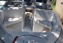 Embarcaciones - LANCHA VISIÓN 460 2015 – MERCURY 60 HP – POWER TRIM – TRAILER - En Venta
