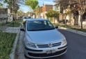 Autos - Volkswagen VOYAGE 2010 Nafta 117800Km - En Venta